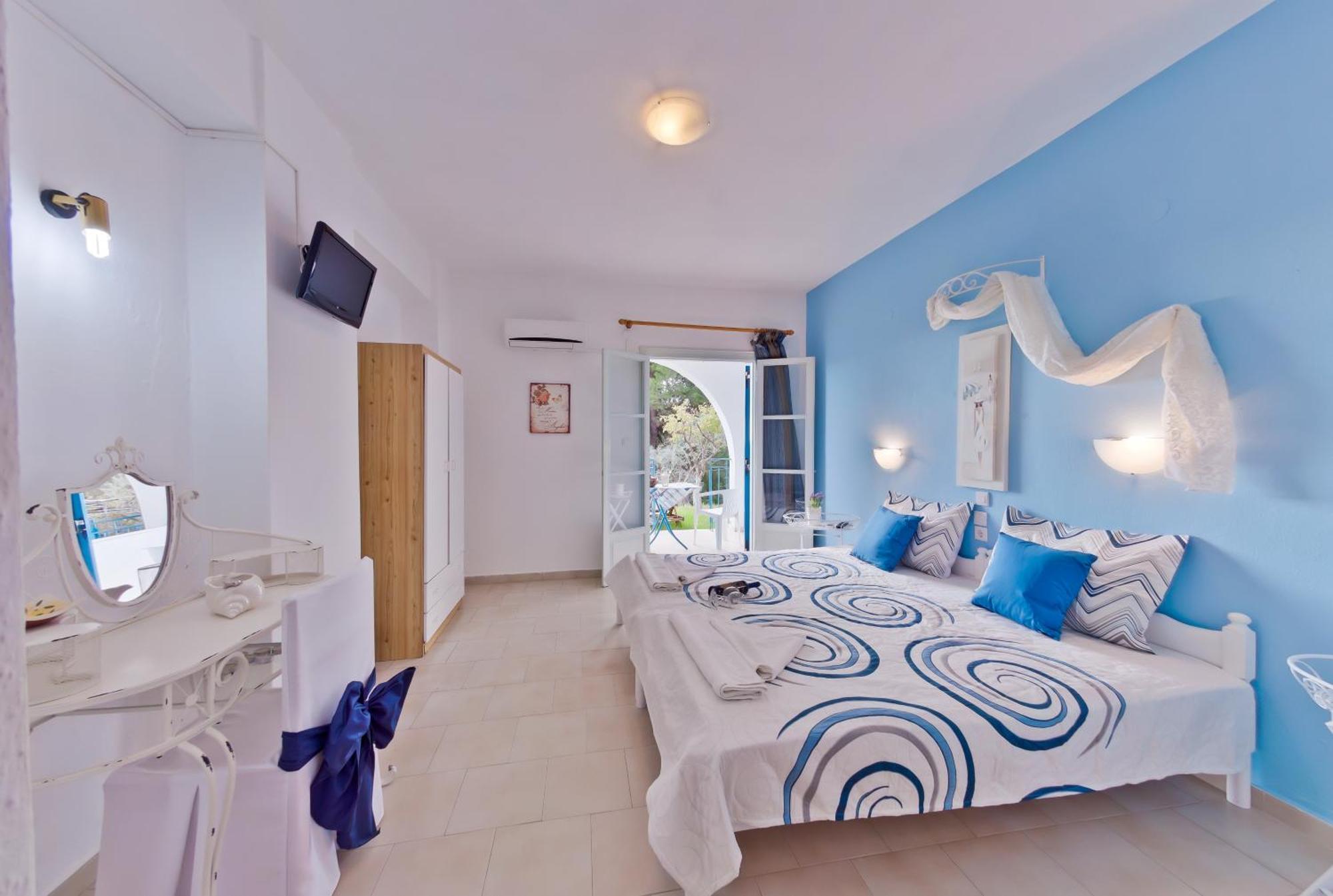 Aelia Studios Koukounaries Room photo